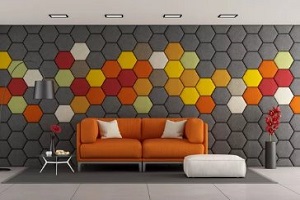 hermosa sala de estar con coloridos paneles acústicos