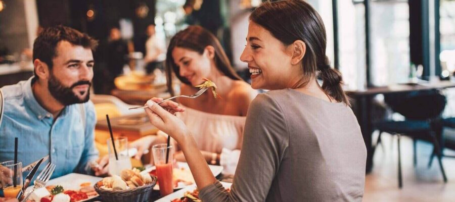 6 formas de reducir el ruido en los restaurantes